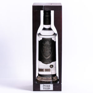 RUSSKAYA ESKADRA  GIFT BOX 0,7L